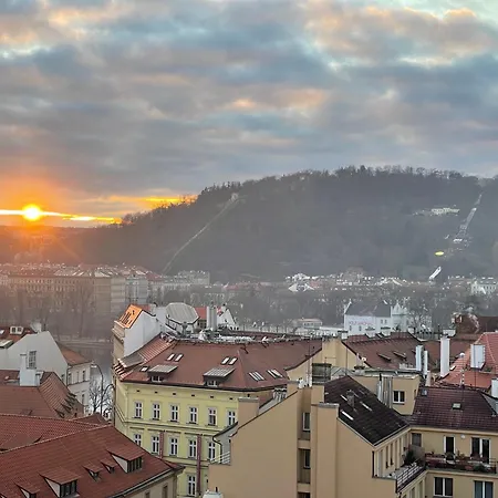 Apartament Karlovatop *
